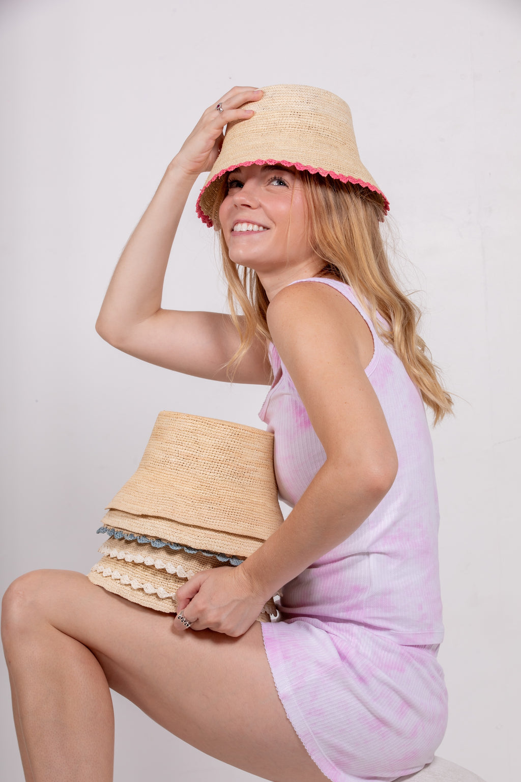 PINK SEA SCALLOP HAT